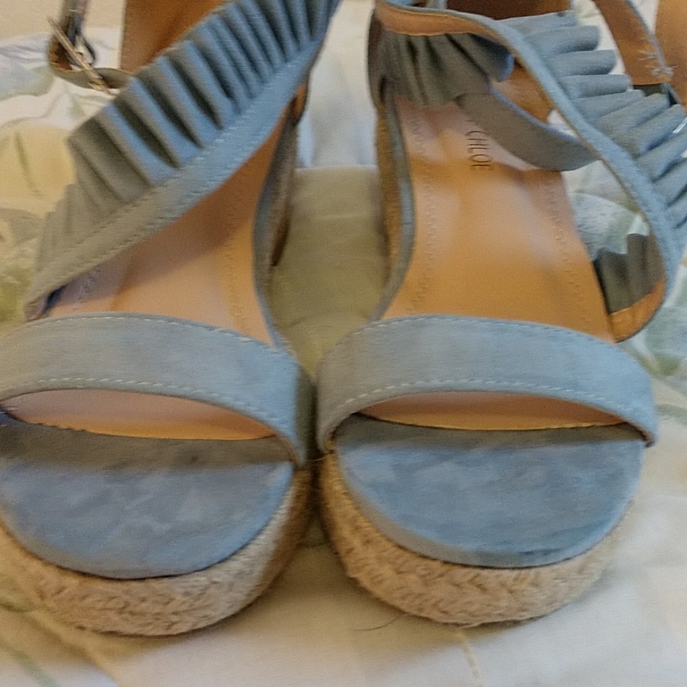 Chase + Chloe Wedge Sandle - Picture 6 of 8